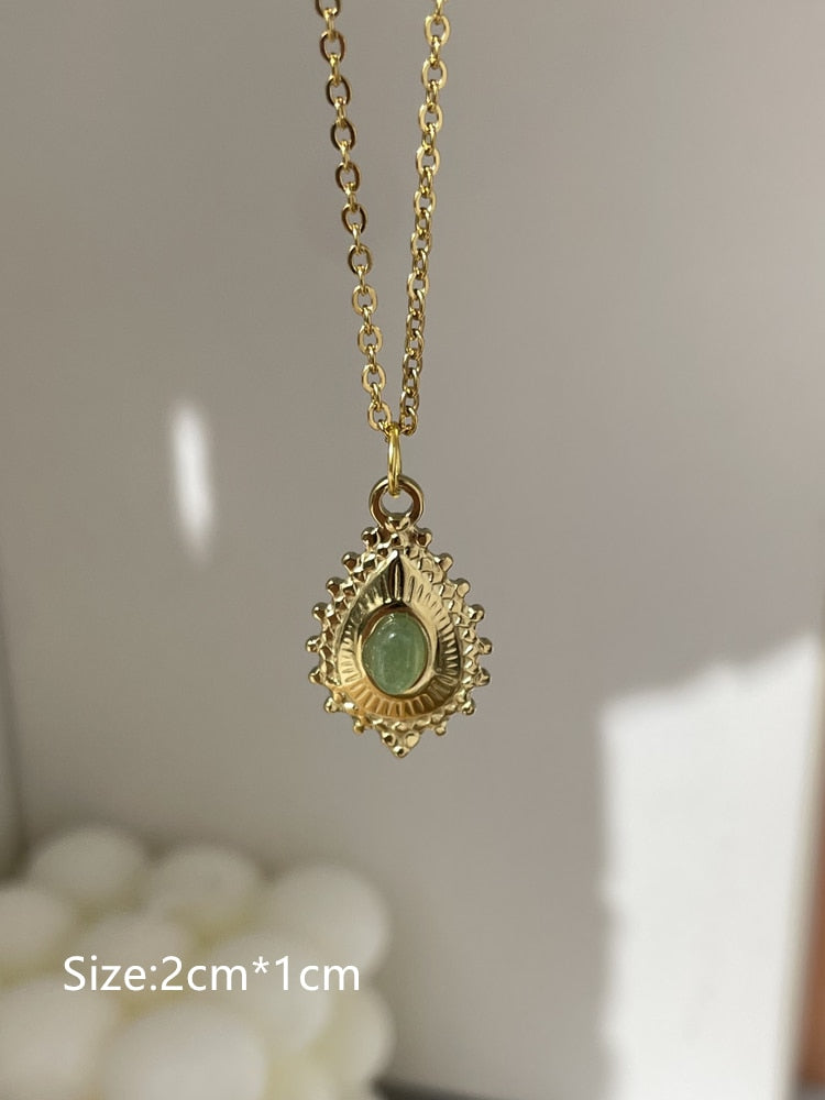 Pendant Green Stone Gold Necklace