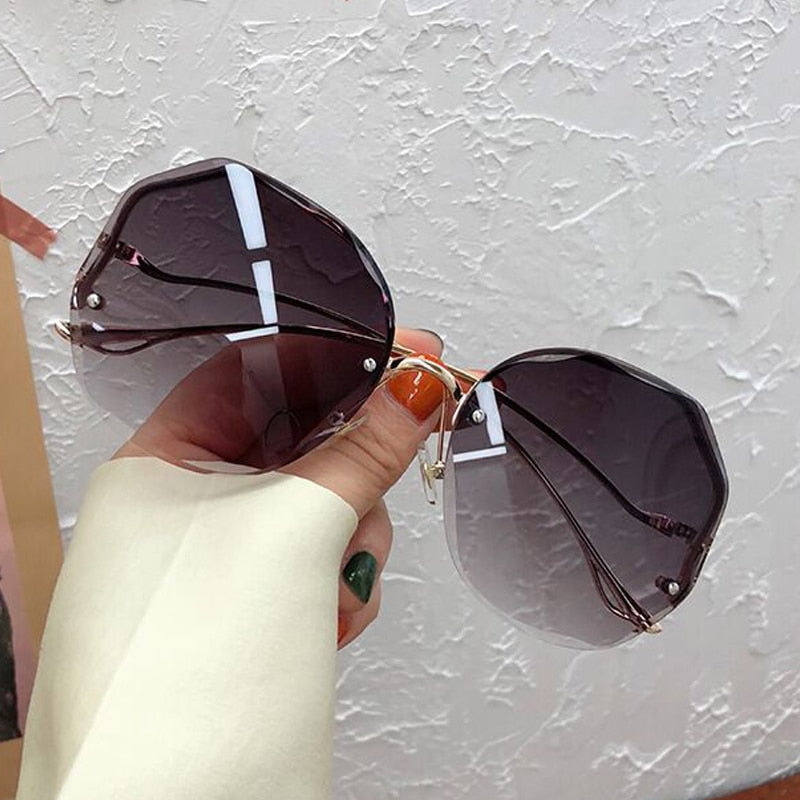 NEW Retro Round Sunglasses