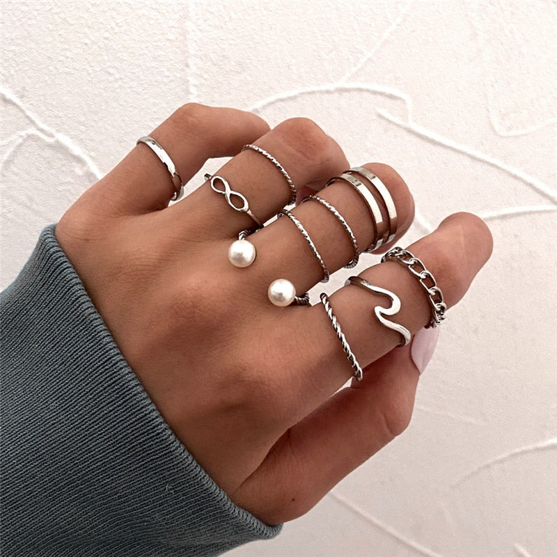 Geometric Knuckle Rings