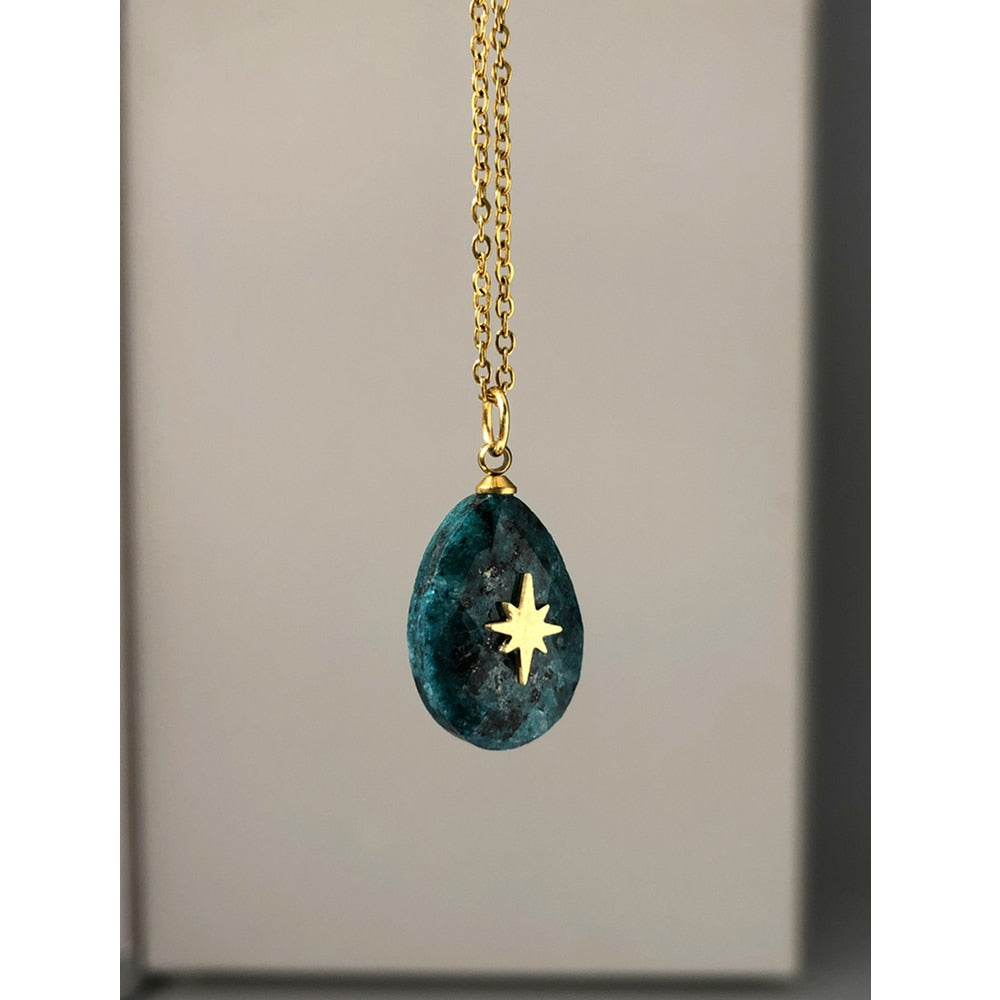 Pendant Green Stone Gold Necklace