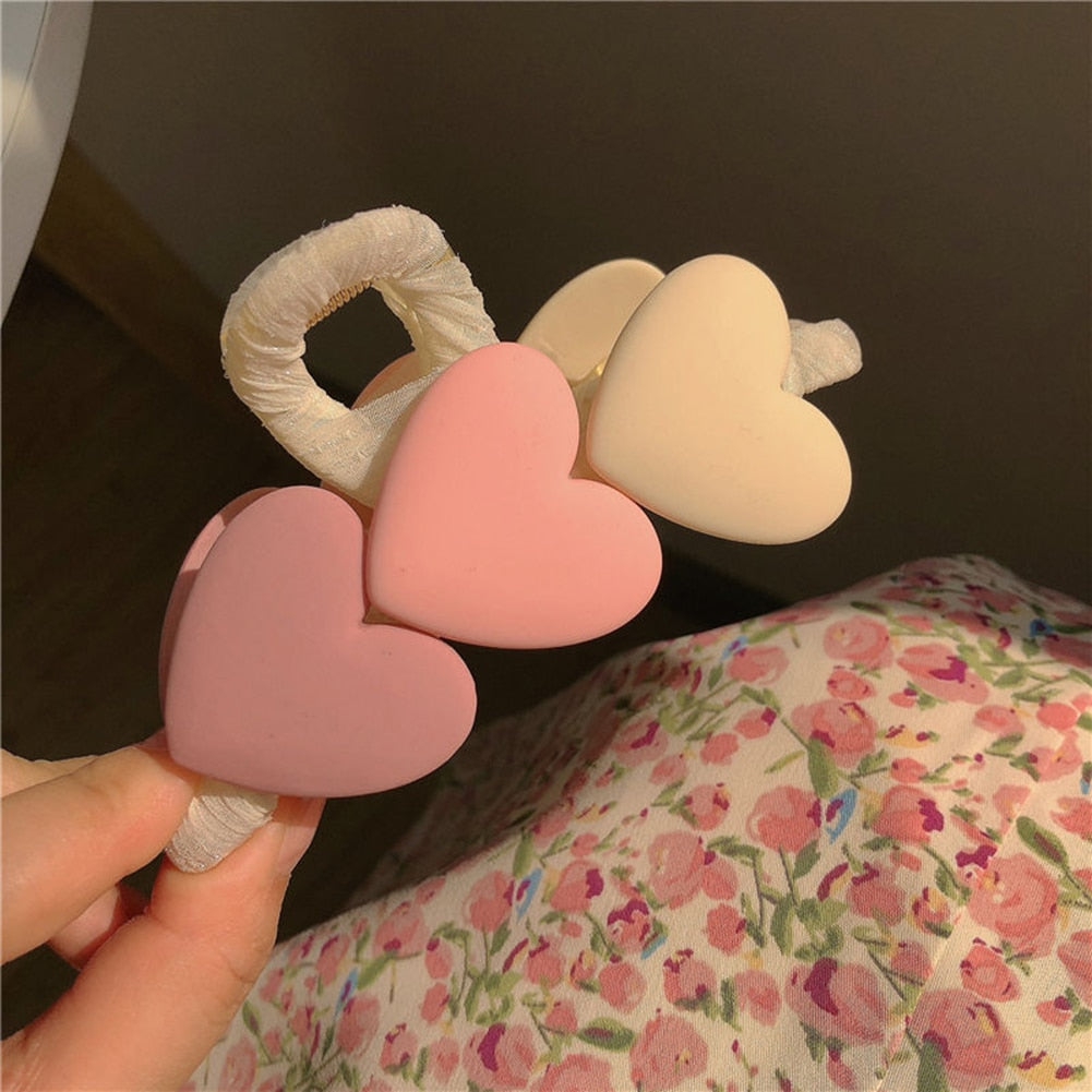 New Heart Shape Acrylic Hair Claw