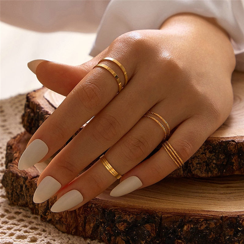 Geometric Knuckle Rings